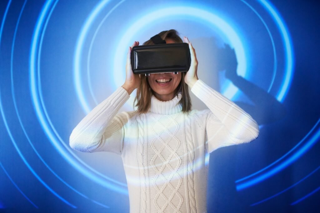 Designing Experiences: How VR Services Redefine User Interaction
