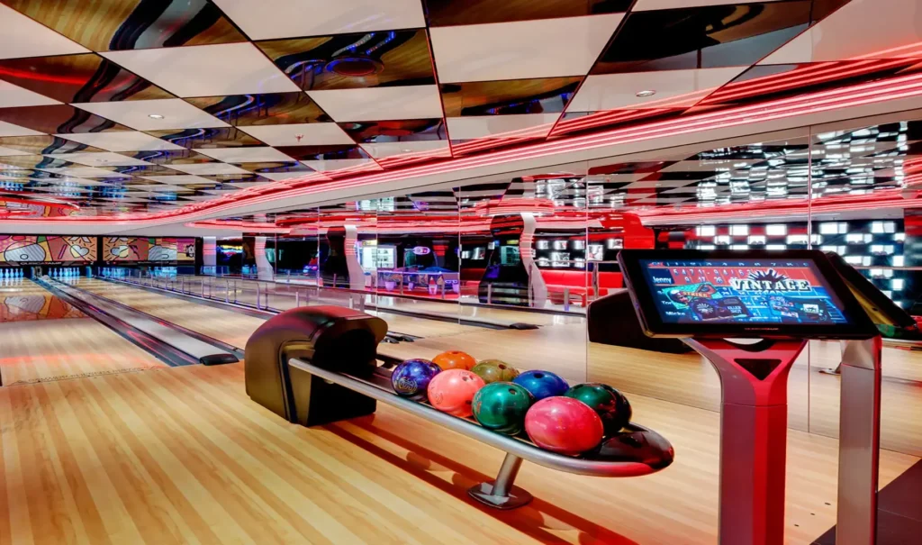 msc-seaside-bowling-alley(1)